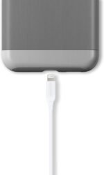 Etrain USB -C to Lightning Cable ideal for charging syncing and transferring - Image 3