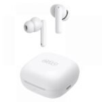 ⁦QCY T13ANCW Wireless Earbuds - White⁩ - الصورة ⁦3⁩